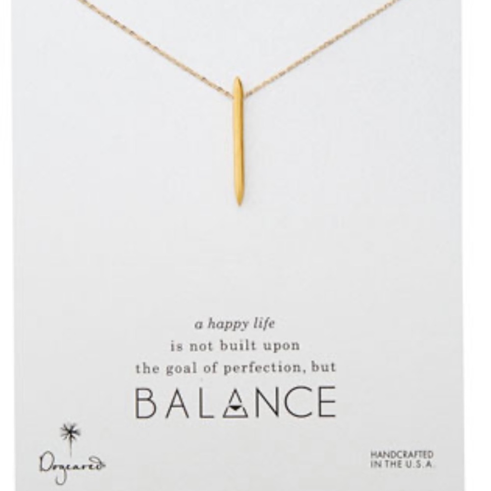 Dogeard balence spike necklace in gold